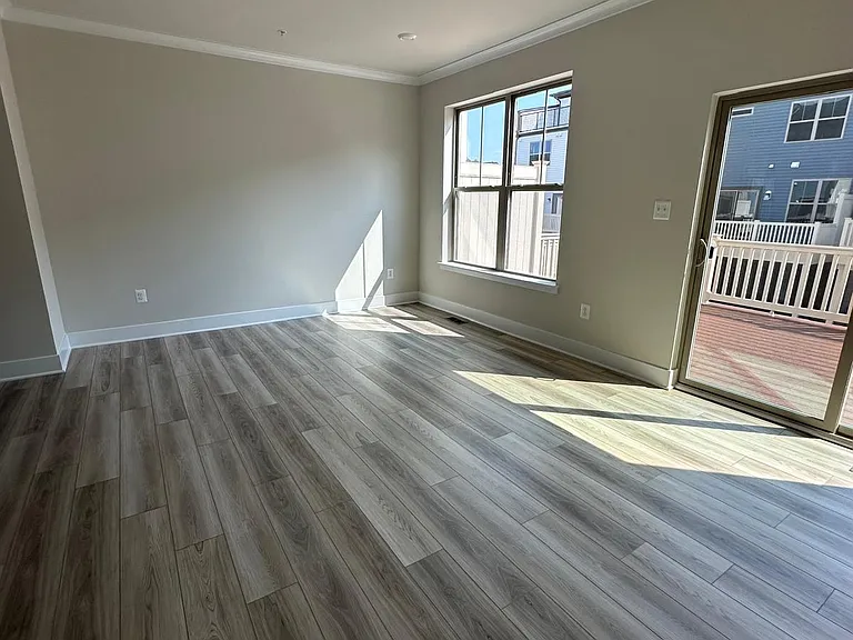 3404 Rivulet Ln — Photo 9
