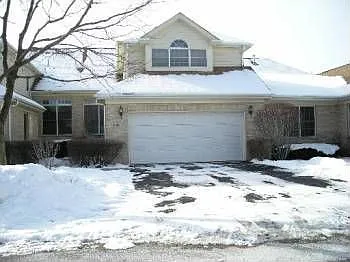 1916 Ivy Ln photo 1