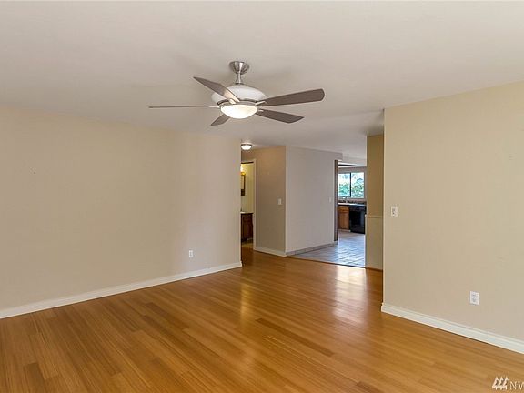 5th image of 26820 NE Stewart St