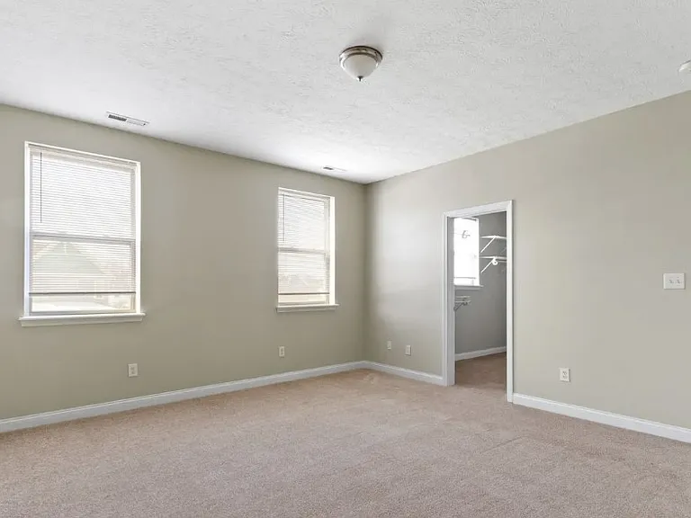 2605 Carrollton Ave — Photo 14
