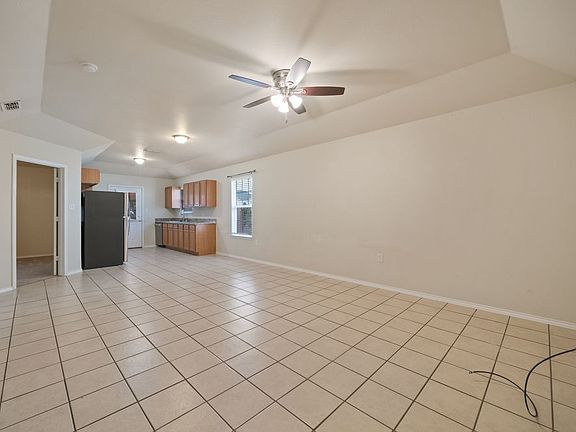 5th image of 236 Rosalie Dr #B