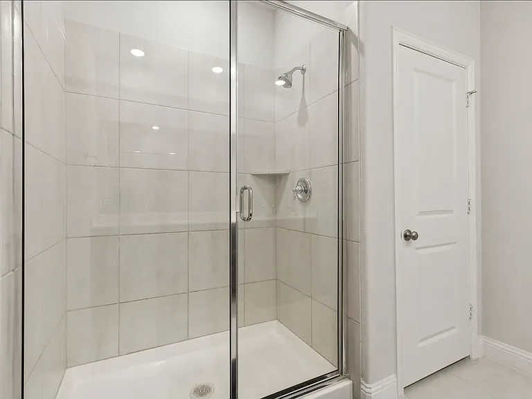 3640 Lillian Ct — Photo 6