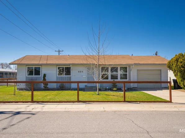 221 6th Ave S, Buhl, ID 83316