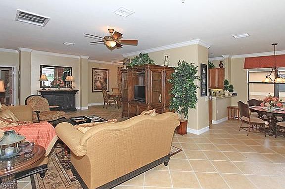 3rd image of 10450 Smokehouse Bay Dr APT 201