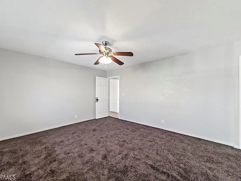1308 E Oaks St #C — Photo 12