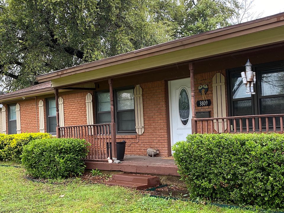 1st image of 3809 Labadie Dr