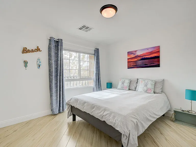 5556 Dancing Fox Ct — Photo 40