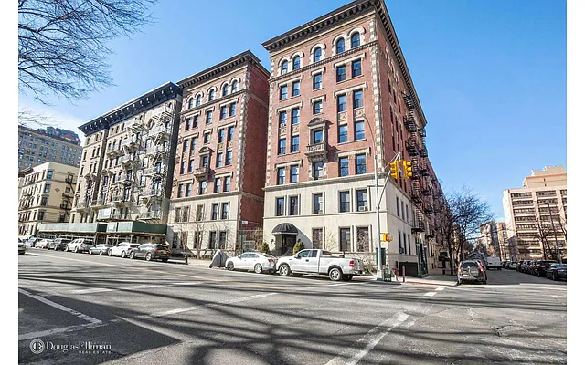 Rented by Douglas Elliman | media 6