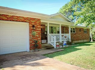 3374 Conway Rd, Farmington, MO 63640