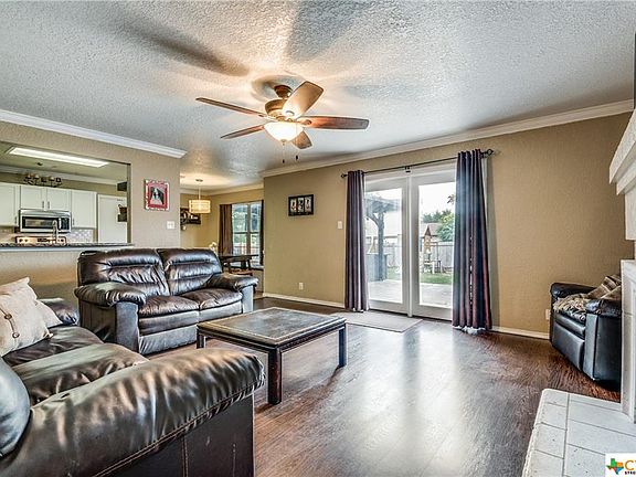 2nd image of 512 Stone Gate Dr