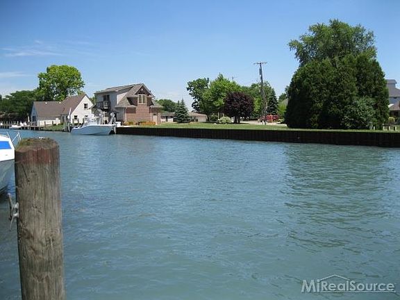 2nd image of 8995 Anchor Bay Dr