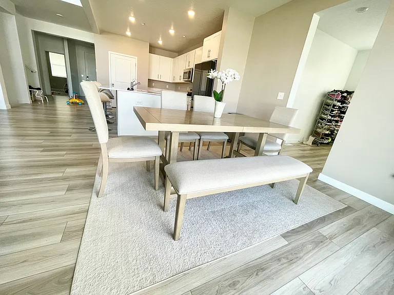 E Chukar Dr — Photo 10