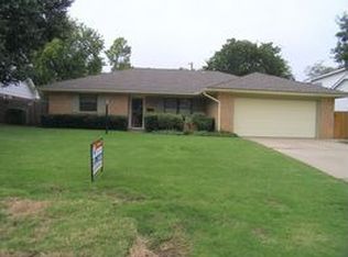 7233 Seminole Ter, Warr Acres, OK 73132