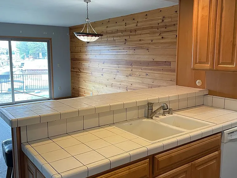 552 Christie Dr #306 — Photo 5