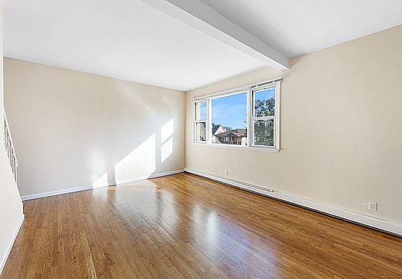 5th image of 2137 E 72nd St Floor 2