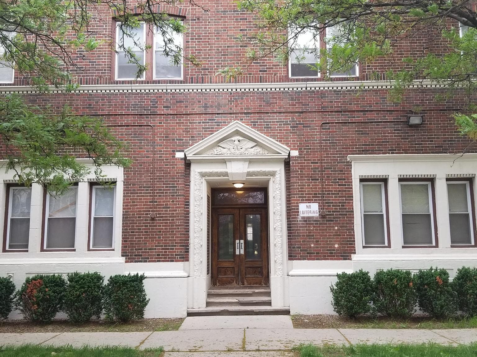 80 Seward Ave Studio, Detroit, MI 48202 Zillow