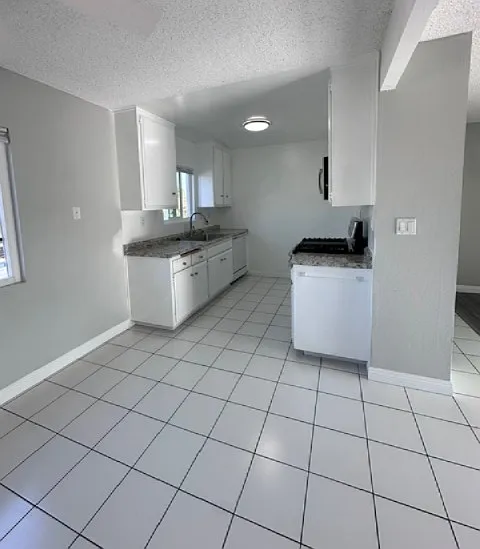 7842 Shaffer Cir #4 — Photo 3