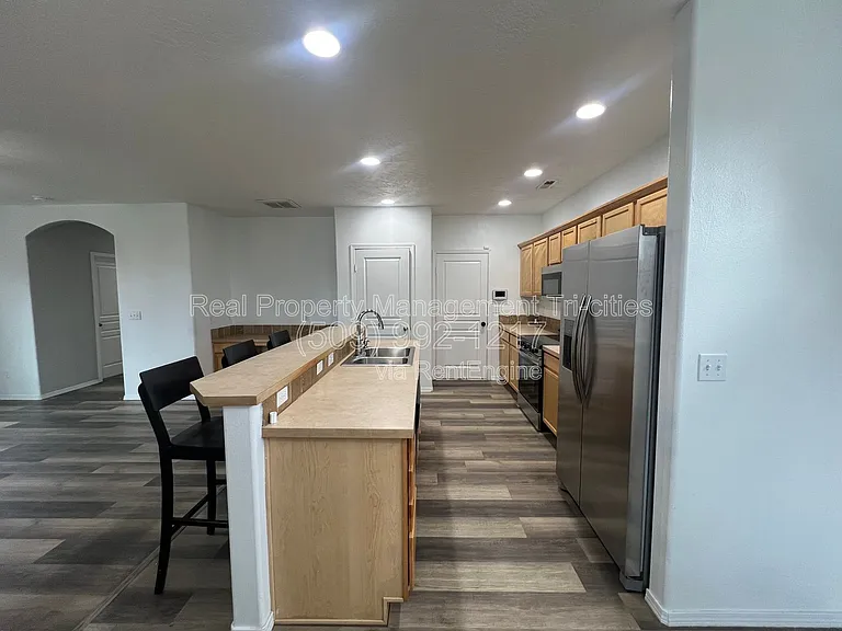 8013 W 5th Ave — Photo 5