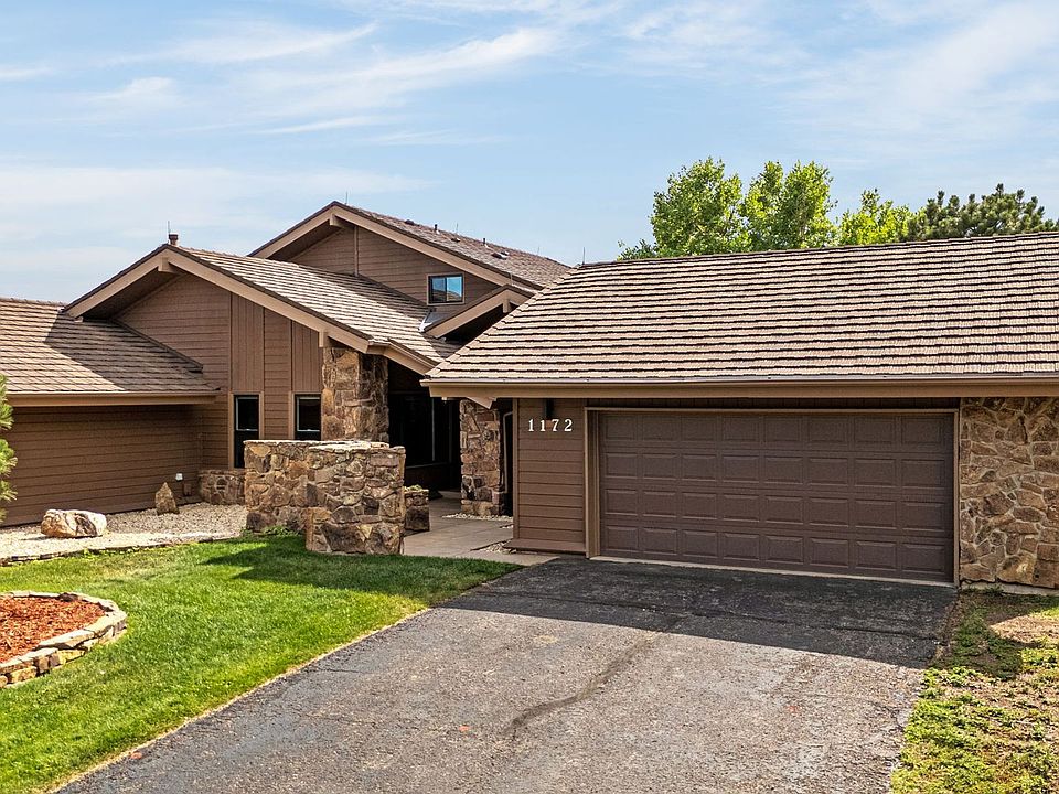 1st image of 1172 Hill Cir #1172