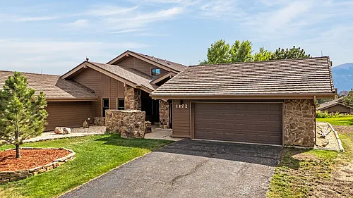 1172 Hill Cir #1172 Photo 1