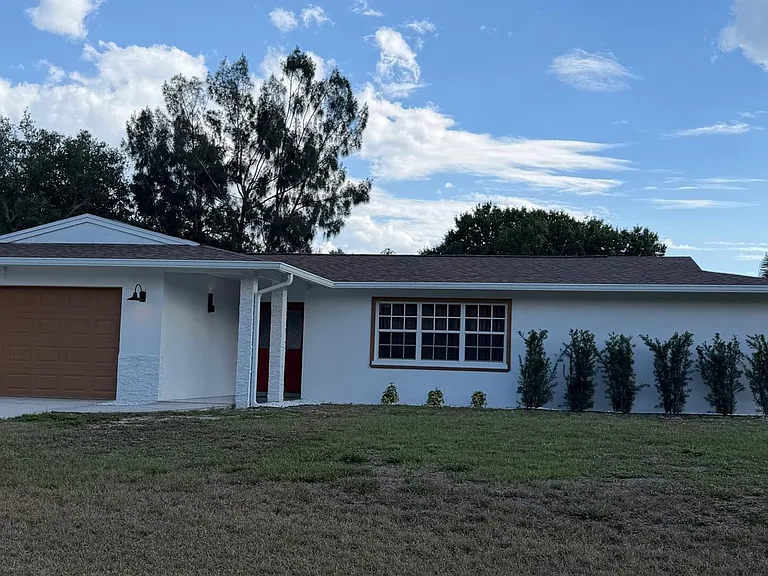 4534 N Lake Dr — Photo 20