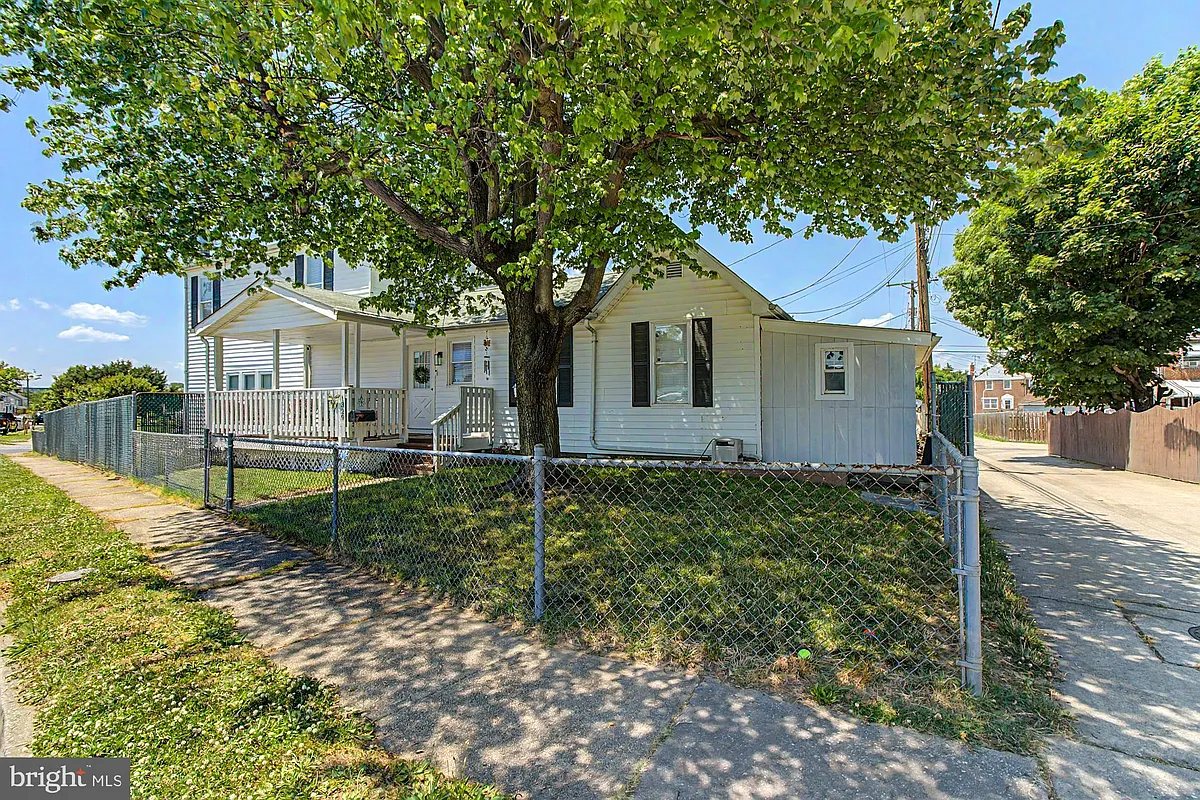 Building Photo - 1329 Bethlehem Ave