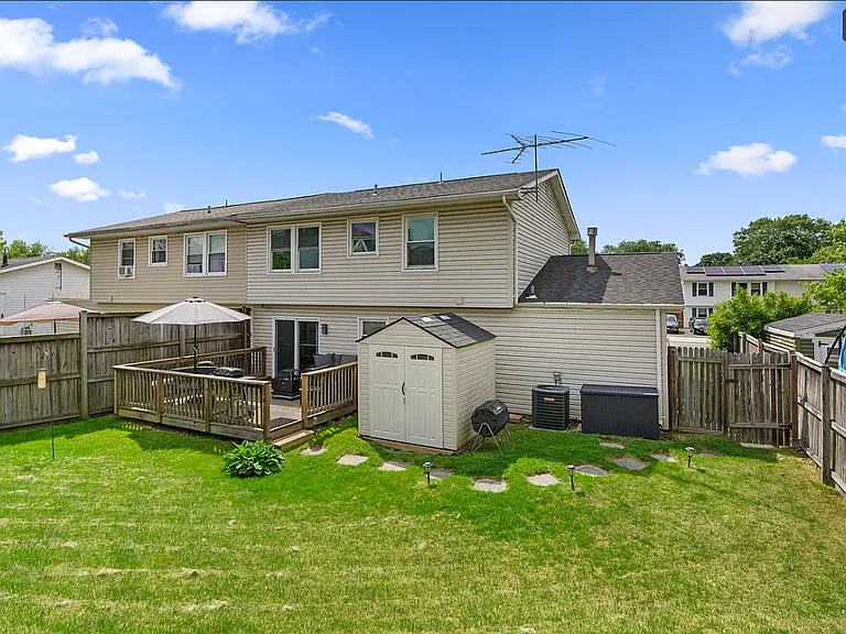 737 Chapelgate Dr — Photo 28