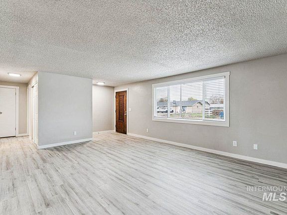 2nd image of 2105 Airport Ave