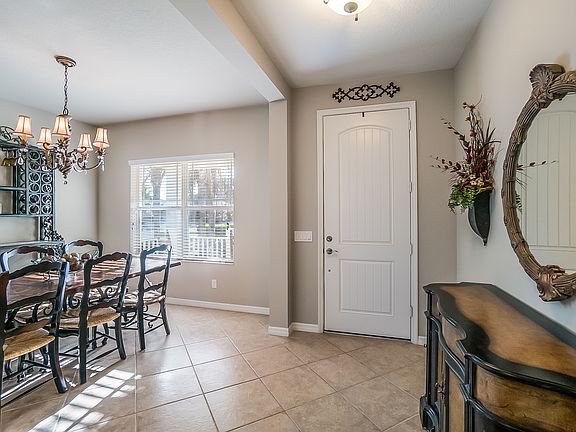 4th image of 11897 Forest Park Cir