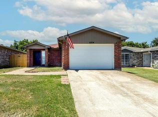 6824 Brookhaven Trl, Fort Worth, TX 76133