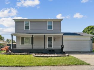 39357 Dillingham St, Westland, MI 48186