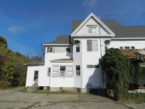 2nd image of 744 Colfax Ave