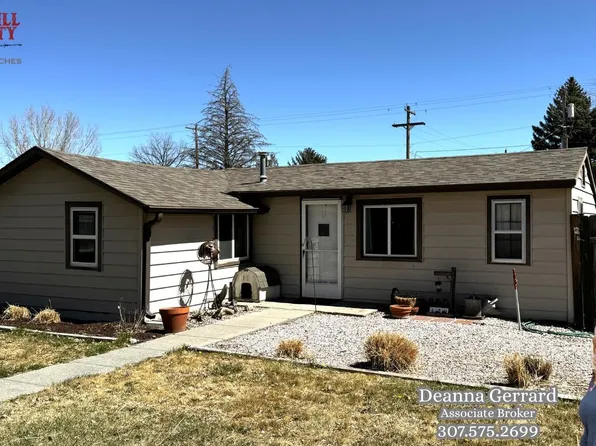 429 Clover Ave, Lingle, WY 82223