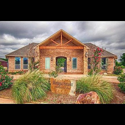 3rd image of 15901 Sonador Dr