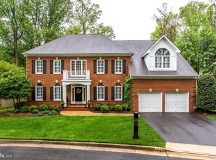 2229 Terra Ridge Dr, Vienna, VA 22181