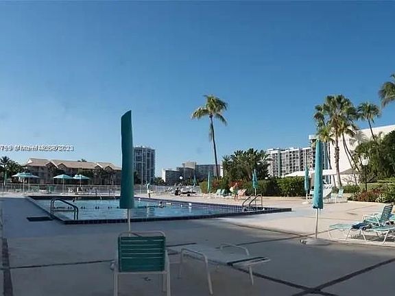 3rd image of 3800 S Ocean Dr APT 1501