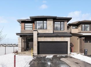 6461 Renaud Rd, Ottawa, ON K1W0R8