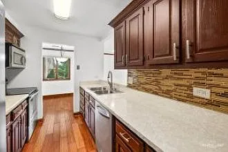 2 bed, 1150 sqft, $2,600 — Photo 3