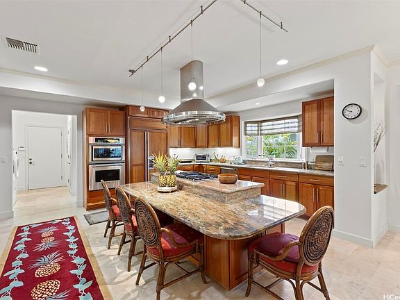 4th image of 910 Hunakai St