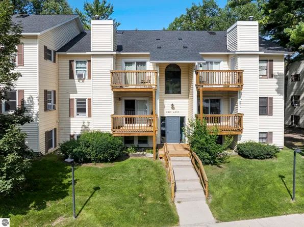 4241 Mitchell Creek Dr #C-1, Traverse City, MI 49686