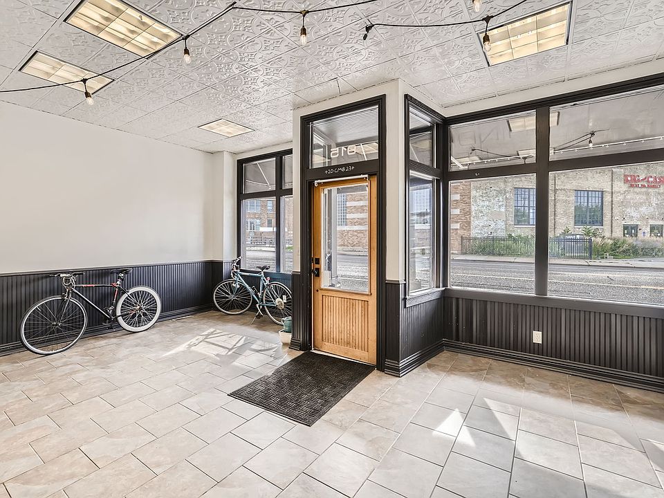 1st image of 715 7th St W #1