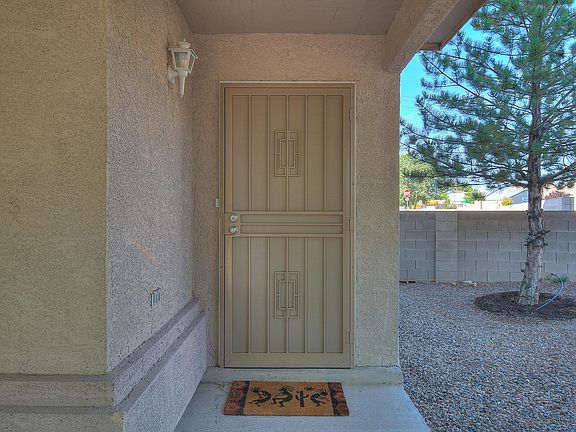 4th image of 8524 Vista Serena Ln SW
