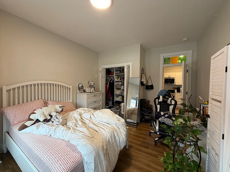 833 Beacon St #202 — Photo 9