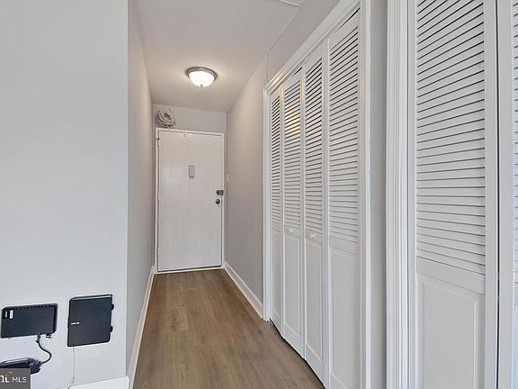 4th image of 1900 Lyttonsville Rd APT 819