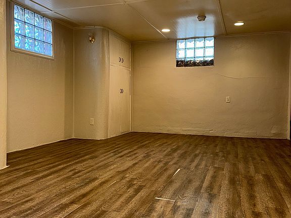 3rd image of 1302 E Sheridan St #1/2
