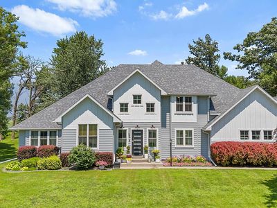 54 Four Winds Dr, Clear Lake, IA, 50428