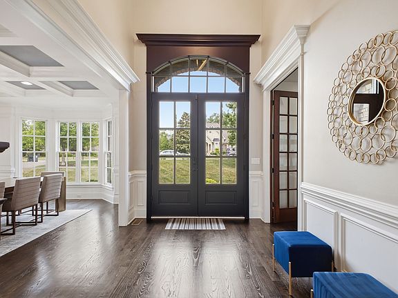 4th image of 9617 Portofino Dr