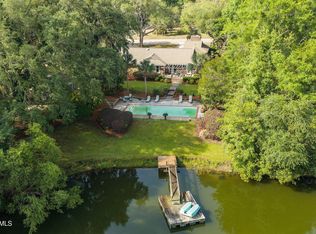 33 Shorts Landing Rd, Beaufort, SC 29907