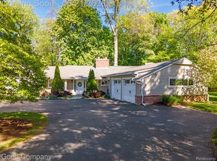 4230 Orchard Way, Bloomfield Hills, MI 48301