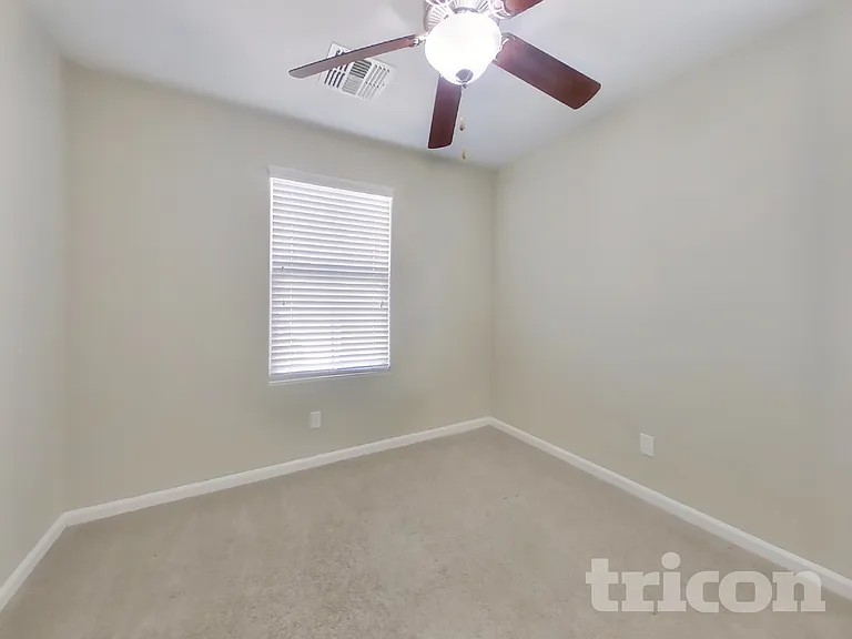 12588 W Via Dona Rd — Photo 10